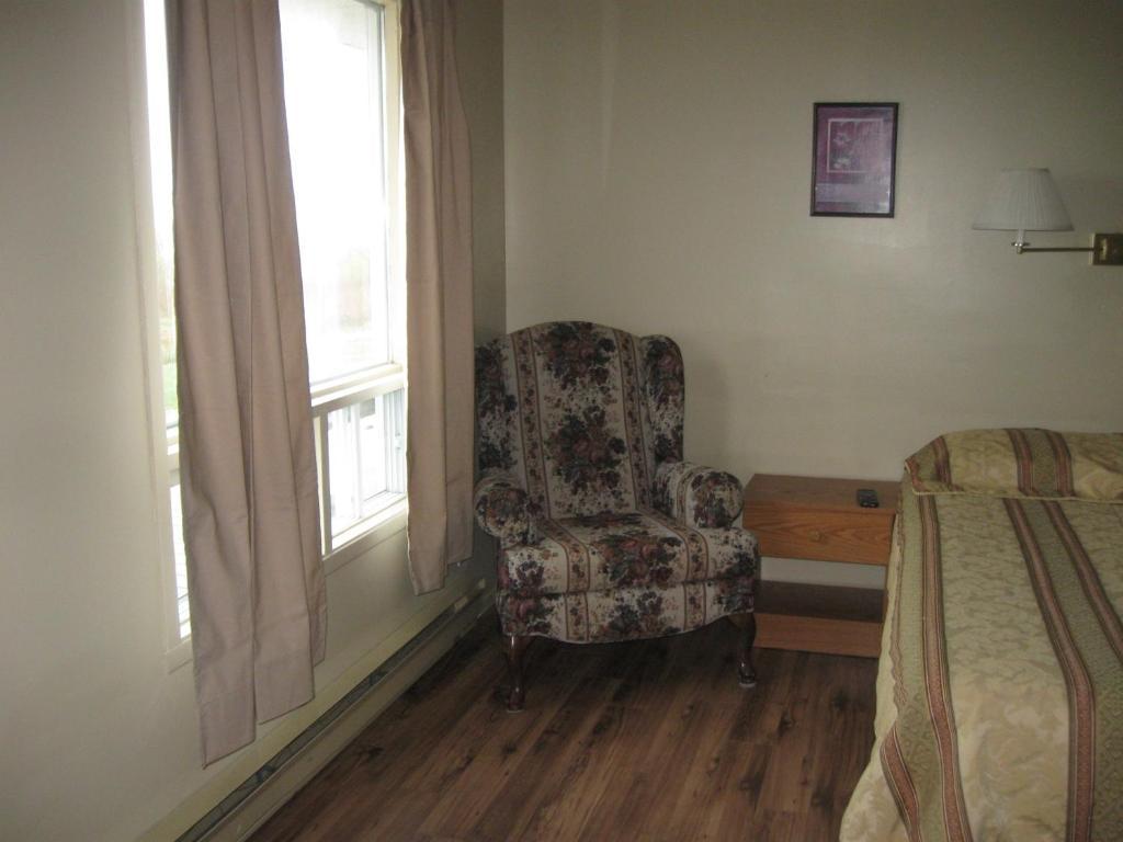 Motel De La Pointe Aux Bouleaux Baie-Sainte-Catherine Ngoại thất bức ảnh