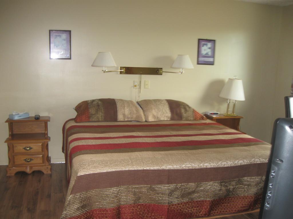 Motel De La Pointe Aux Bouleaux Baie-Sainte-Catherine Ngoại thất bức ảnh