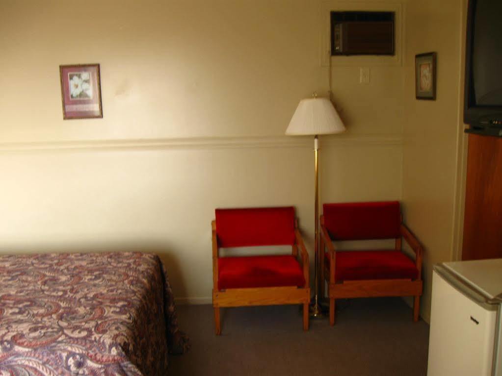 Motel De La Pointe Aux Bouleaux Baie-Sainte-Catherine Ngoại thất bức ảnh